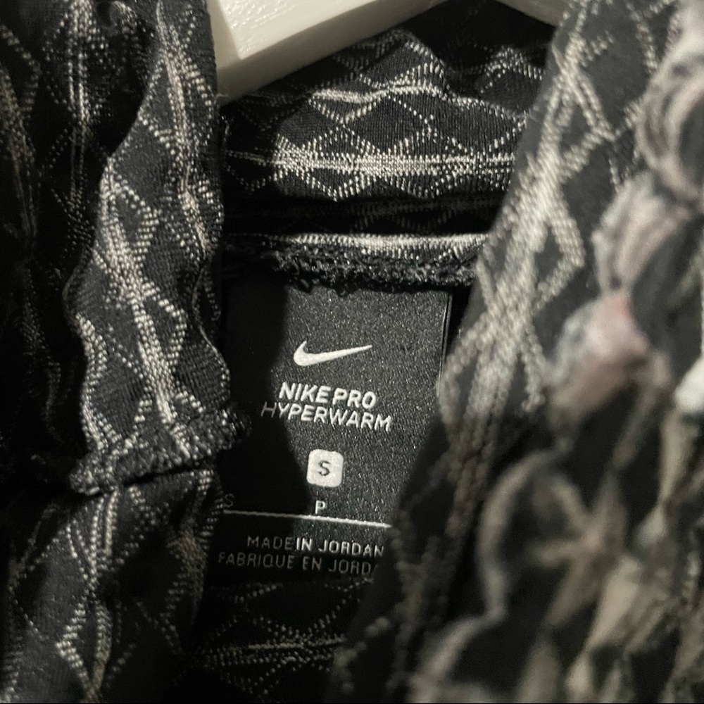 Nike Pro Hyperwarm Pullover Small - image 6